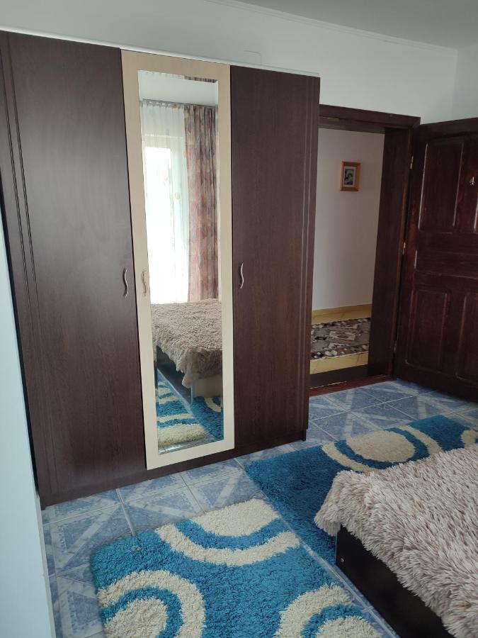 فندق Casa Irilen Mînăstirea Humorului المظهر الخارجي الصورة
